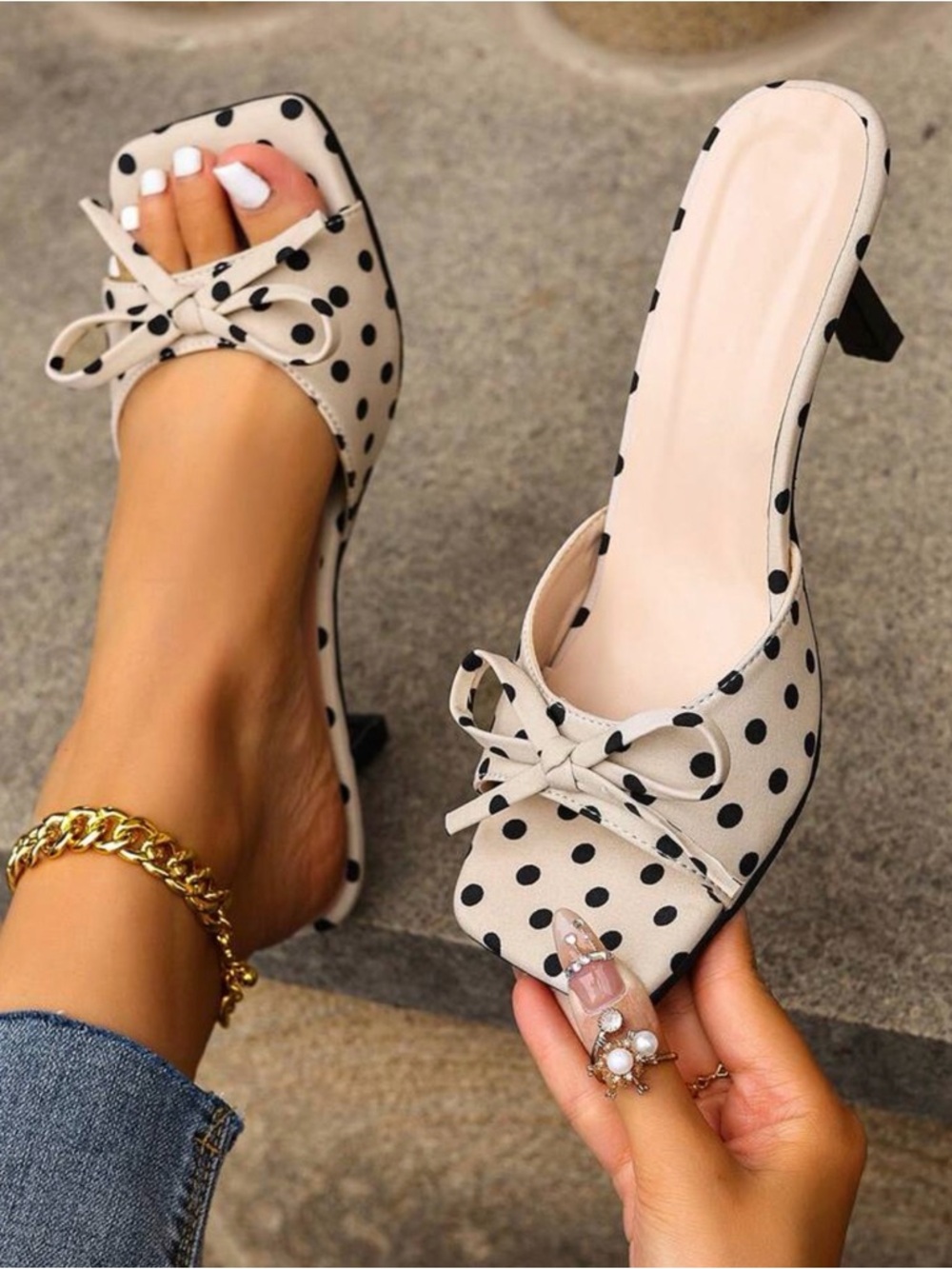 NWT Polka Dot Bow Slide Sandals Size 9.5 | Chic Low Heel Mules